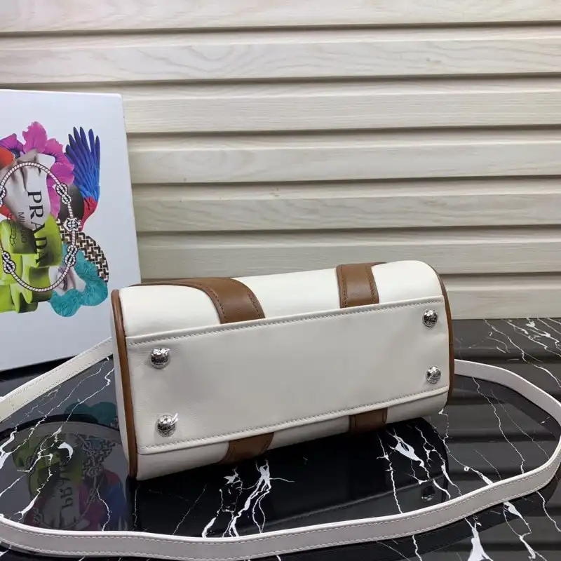 Pra*a bags 19b57b0066