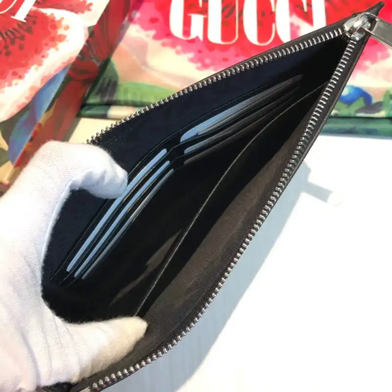 G*u*i bags 20guc0226