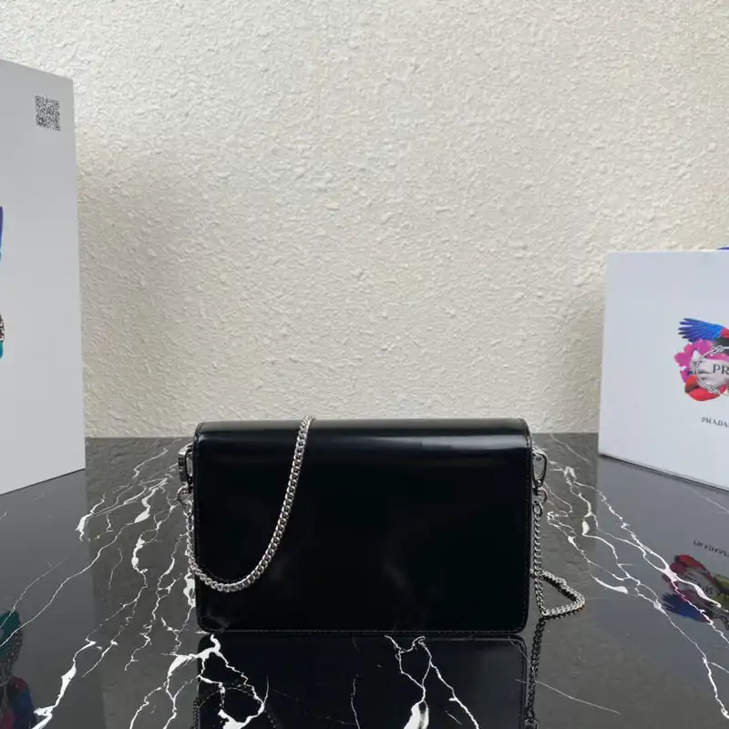 Pra*a bag 2109ya0139