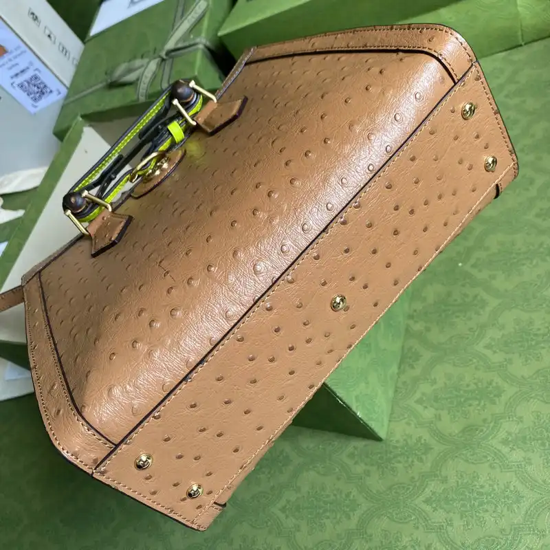 G*u*i bags 2110ya0056