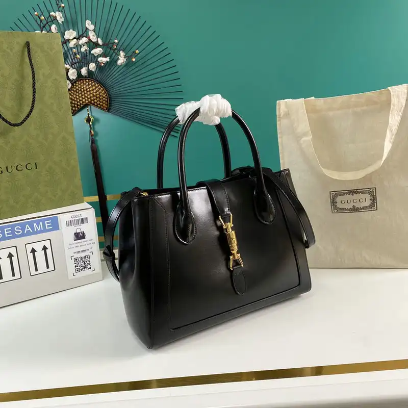 G*u*i bag 2112ya0052