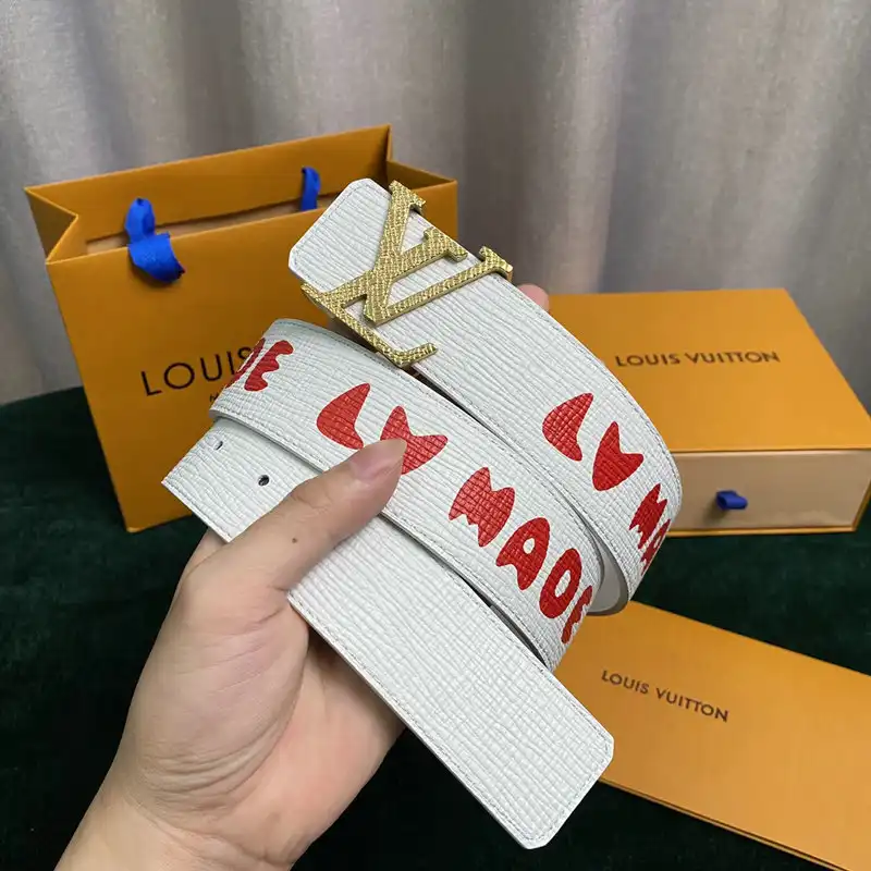 LV Belts 2204XA0047