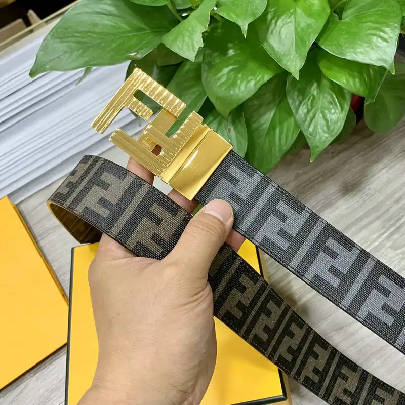 F**di belts 2204xa0221