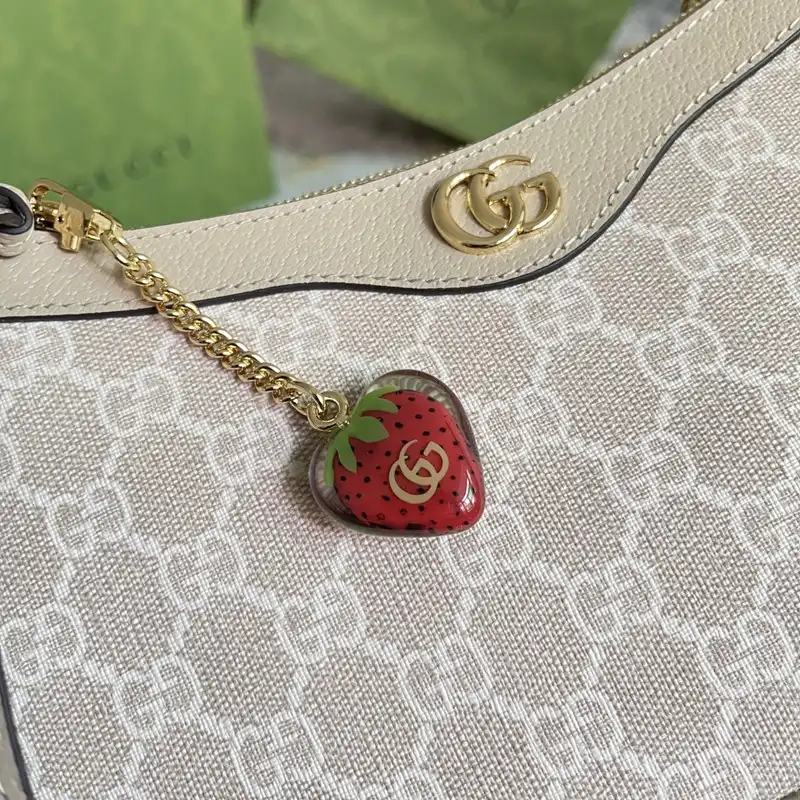 G*u*i bag 2301dj0006