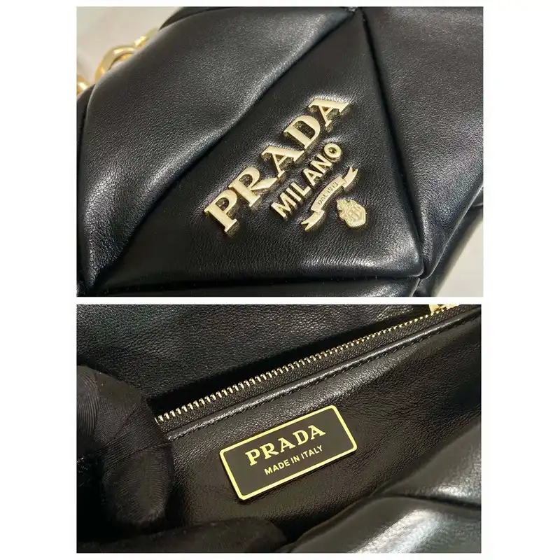 Pra*a bag 2301yz0004