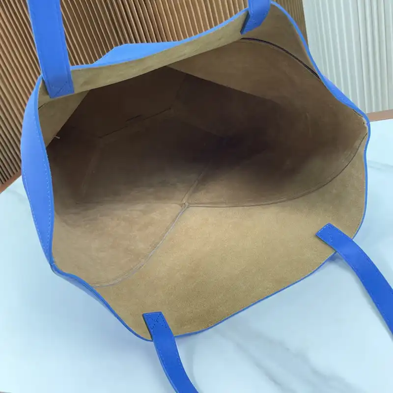 L0ew* bags 2312ya0018