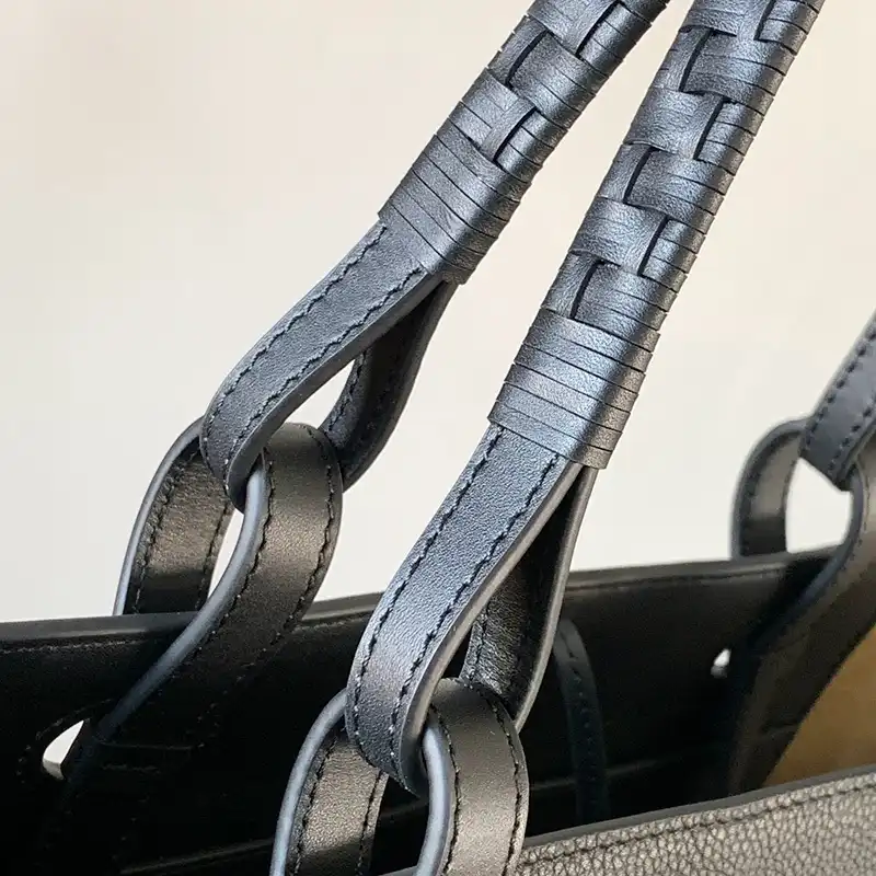 L0ew* bags 2401ya0158