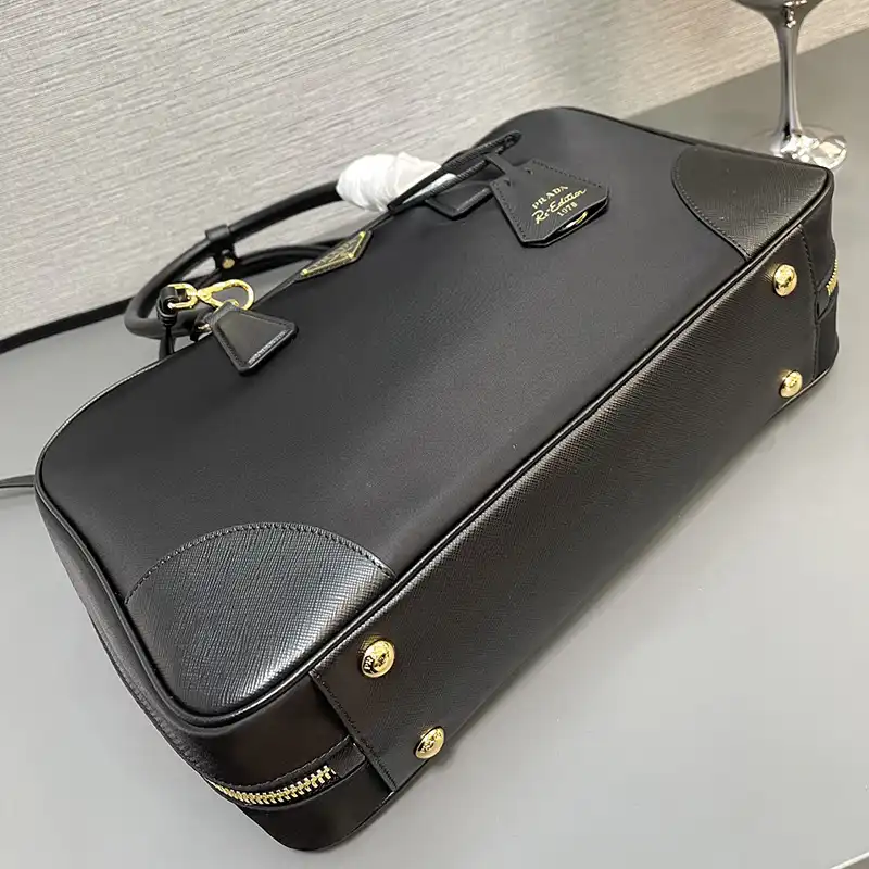 Pra*a bags 2406ya0109