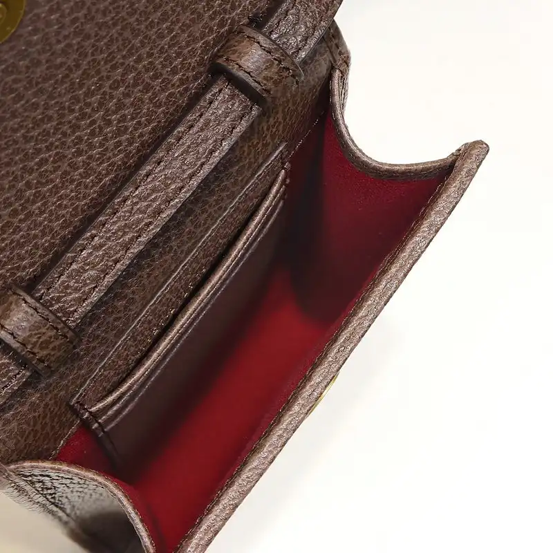 G*u*i bags 2012sh0066