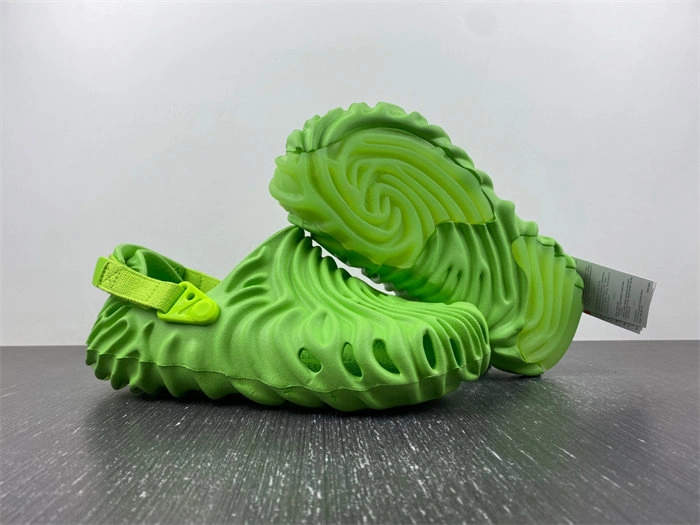 Cr*0*s pollex clog by salehe bembury crocodile 207393-30t refined 5596