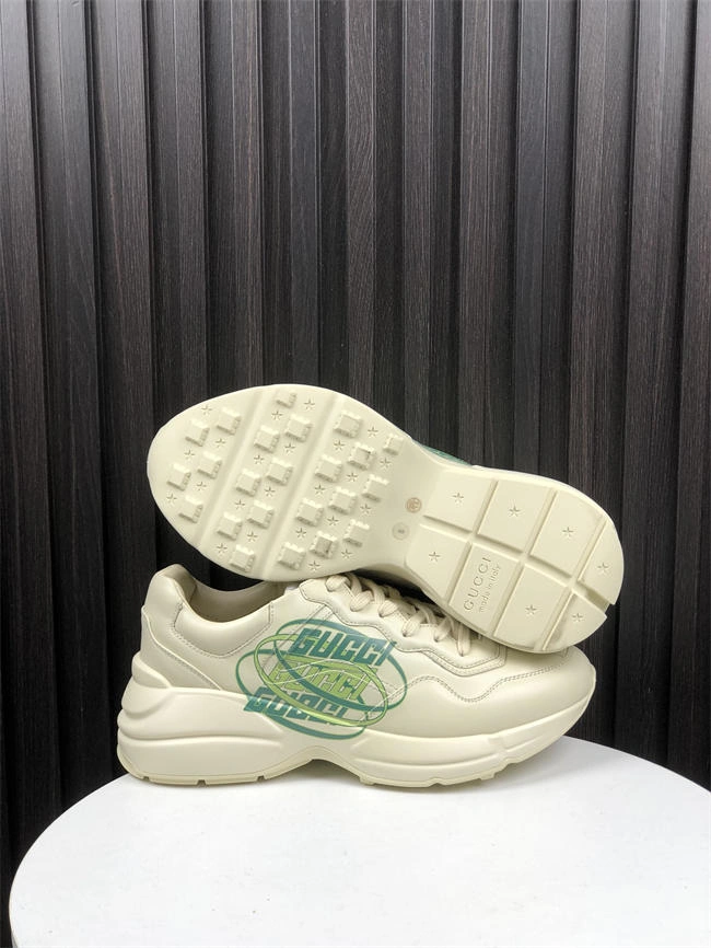 G*u*i python sneaker classic 19