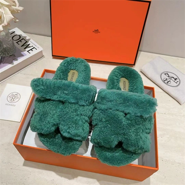 Efficient H Slipper 2380