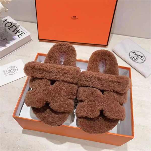 Efficient H Slipper 2380